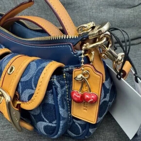 Coach Ashton Baguette Bag In Signature Canvas Denim/Brown CY700 - Picture 3 of 6